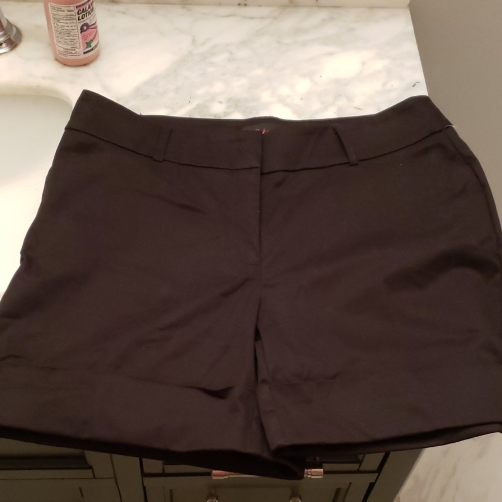 Women's Chino Shorts-Never Worn